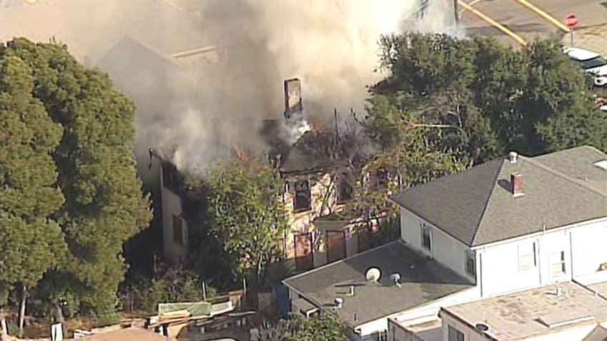 832017-oakland-fire