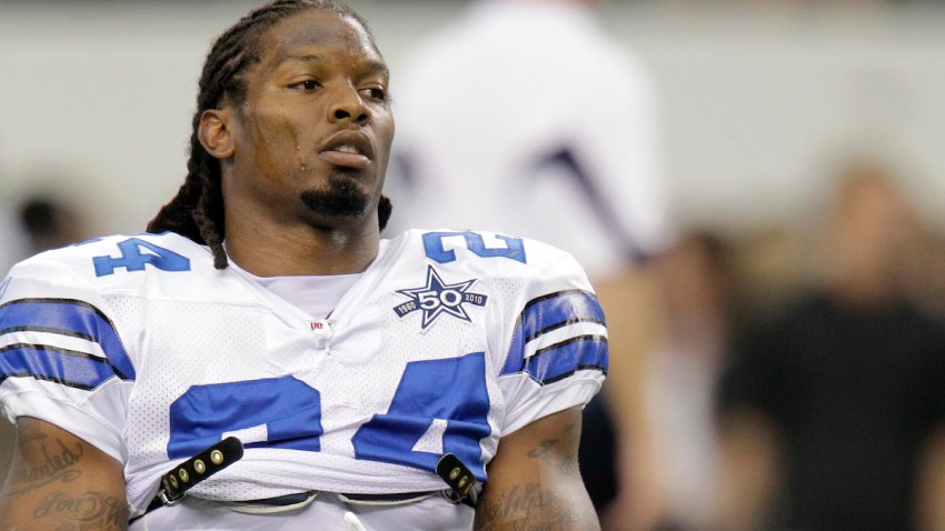 Ex-Cowboys RB Marion Barber Detained by Police, Given Mental Evaluation ...