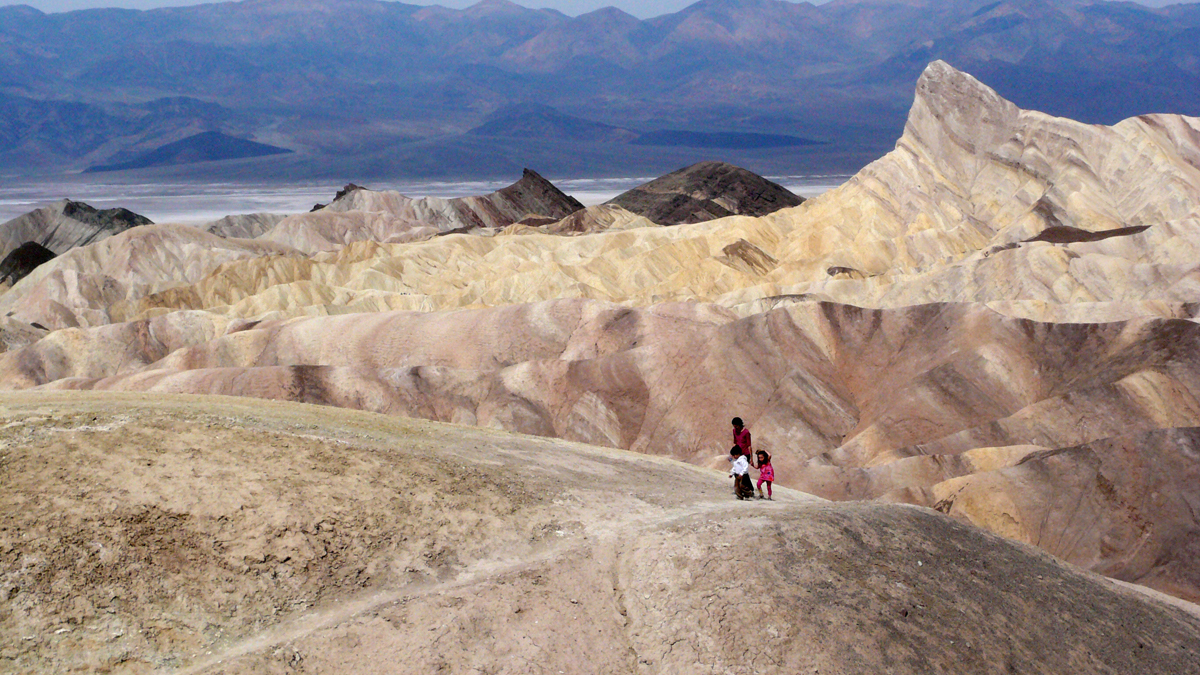 mystery-of-death-valley-s-moving-rocks-solved-nbc-bay-area