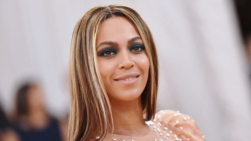 Beyonce attends the "Manus x Machina: Fashion In An Age Of Technology" Costume Institute Gala at Metropolitan Museum of Art on May 2, 2016 in New York City.