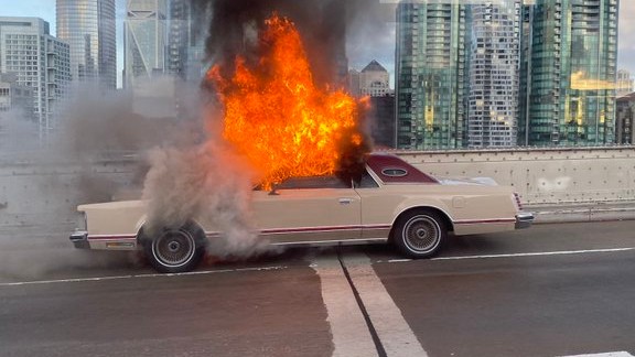 BayBridgeCarFire