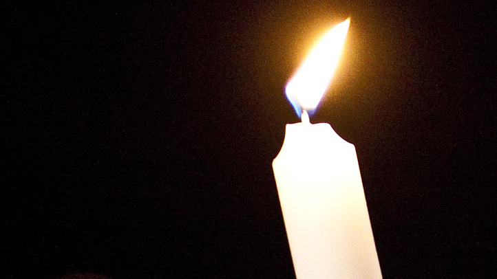Candlelight-focus