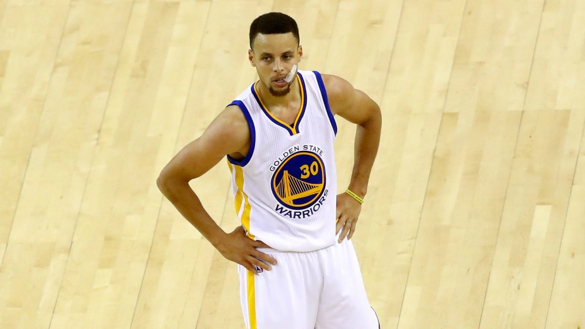 Steph Curry’s Supposedly GameWorn Mouthpiece Fetches Thousands at