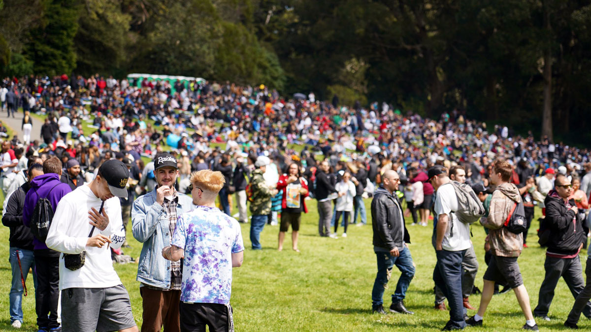 420 in San Francisco Thousands Have a High Time at Hippie Hill NBC