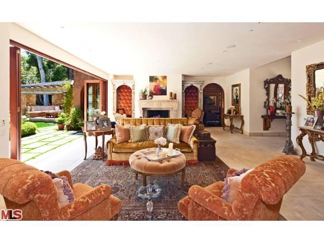 Actor David Charvet Selling Malibu Chateau – NBC Bay Area