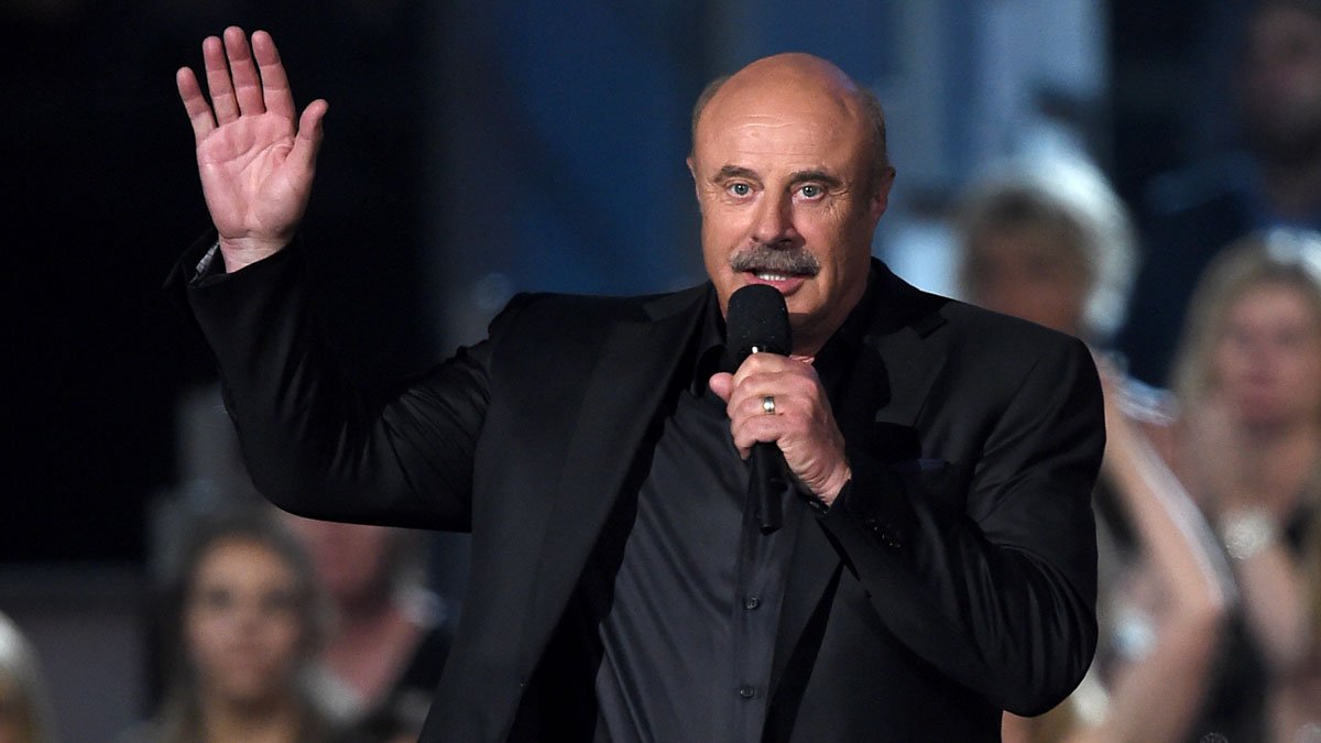 Dr. Phil Denies Allegations of 'Toxic' Work Environment on Set of Show - Vimarsana News