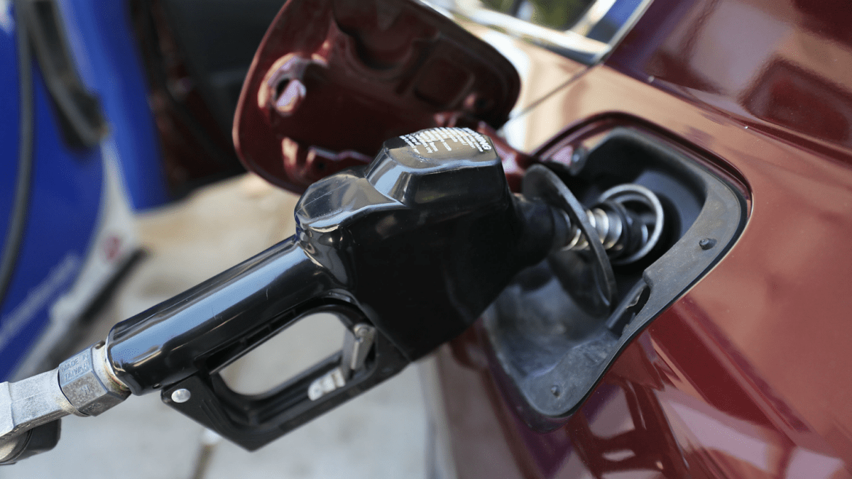 Lawsuit claims 7-Eleven, BP and Walmart using AI to manipulate California gas prices