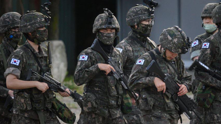 South Korean soldiers