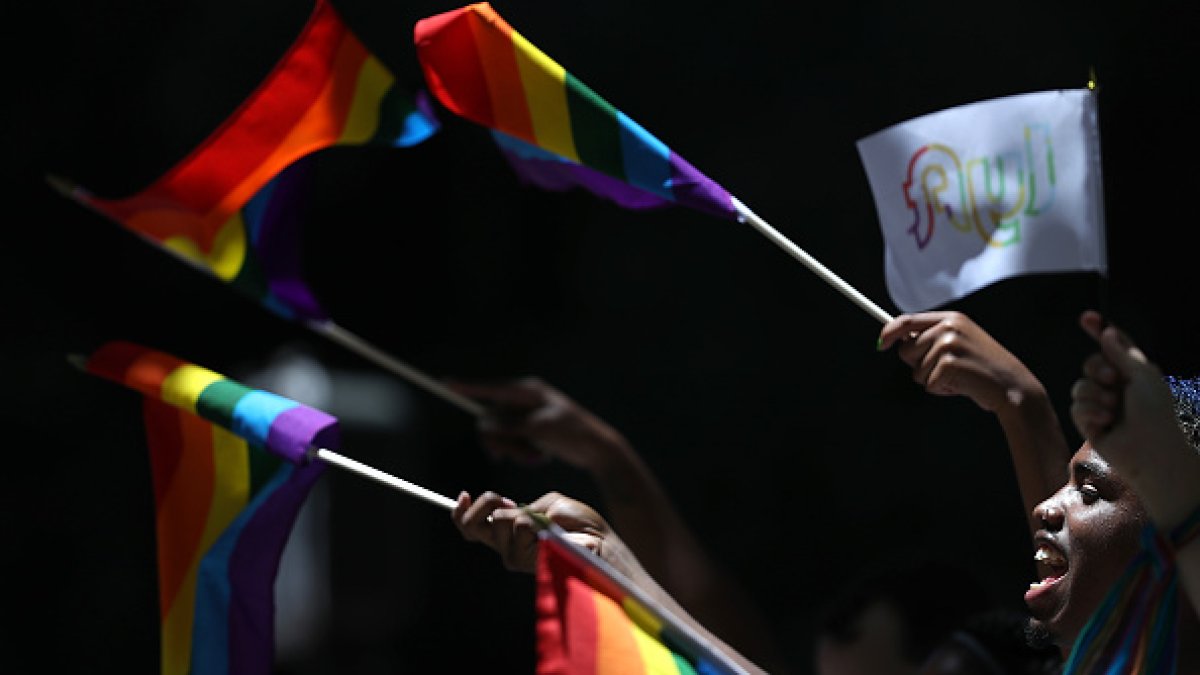 San Francisco Pride: Mayor to opt out of parade over ban on police