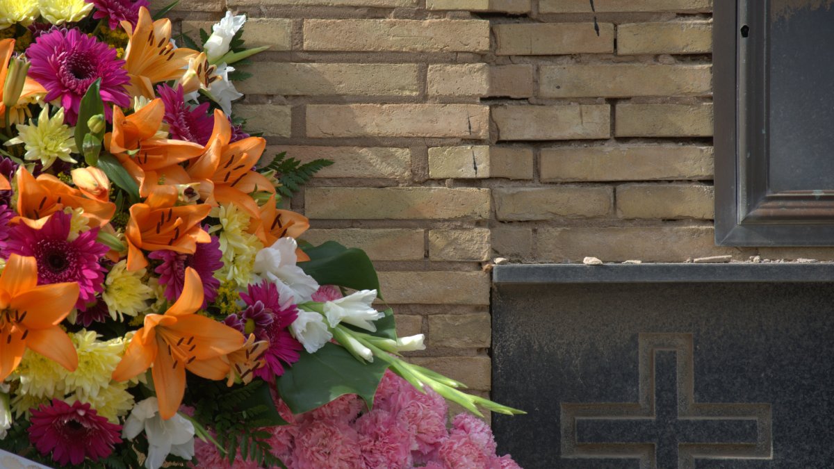 Bay Area Funeral Homes Make Arrangements for Climbing COVID19 Deaths