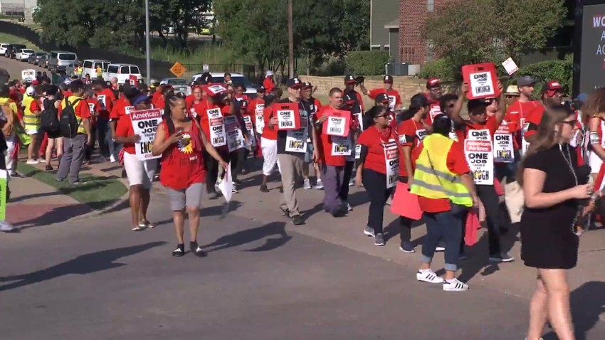 american airlines protest