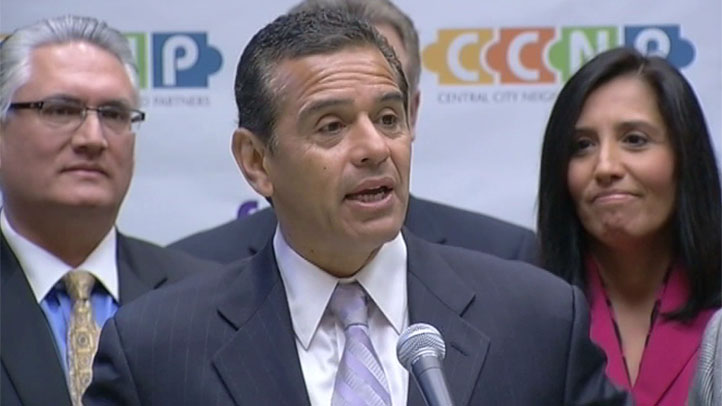 Mayor Antonio Villaraigosa EITC1