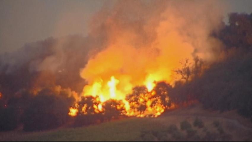 N7A MONTEREY CO WILDFIRES VO - 00002722