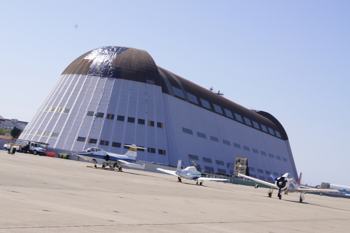 Bob Rorani - Space hangar