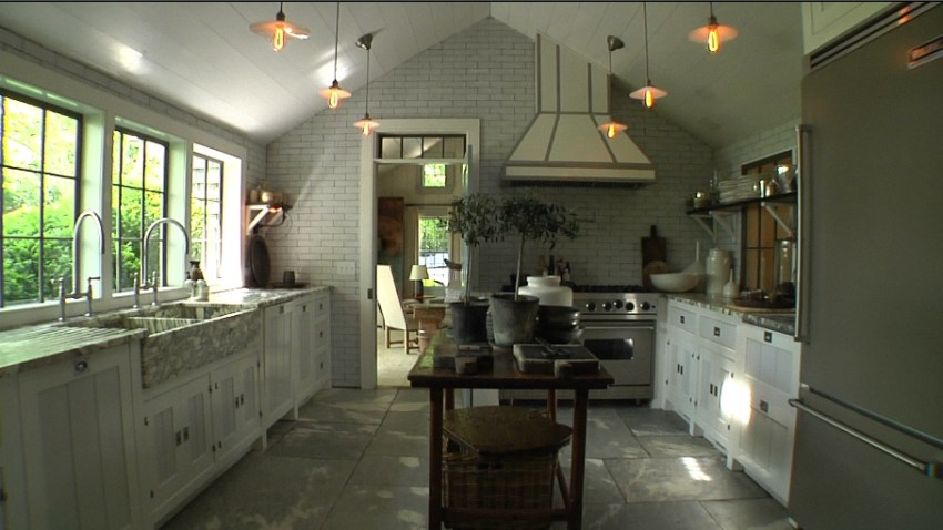 Designer Living At Home In The Hamptons With Designer Steven