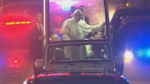 Pope Popemobile Ben Franklin Parkway