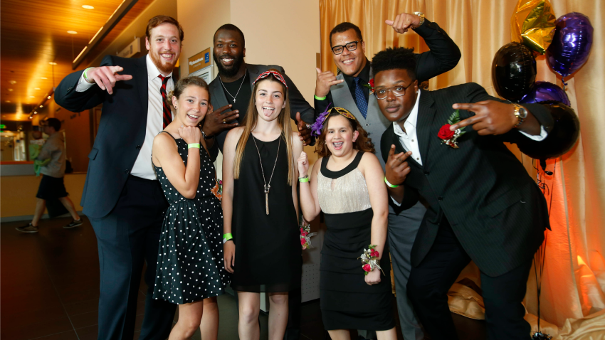 SF49ersPromChildrensHospital_1
