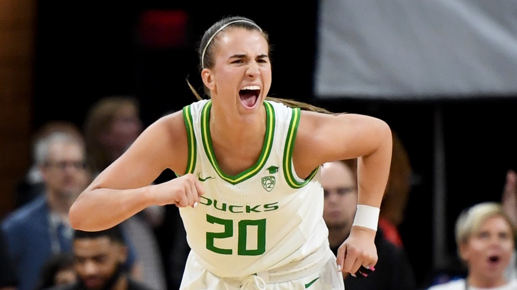 Oregon's Sabrina Ionescu is first in NCAA to record 2,000 points, 1,000  assists, 1,000 rebounds