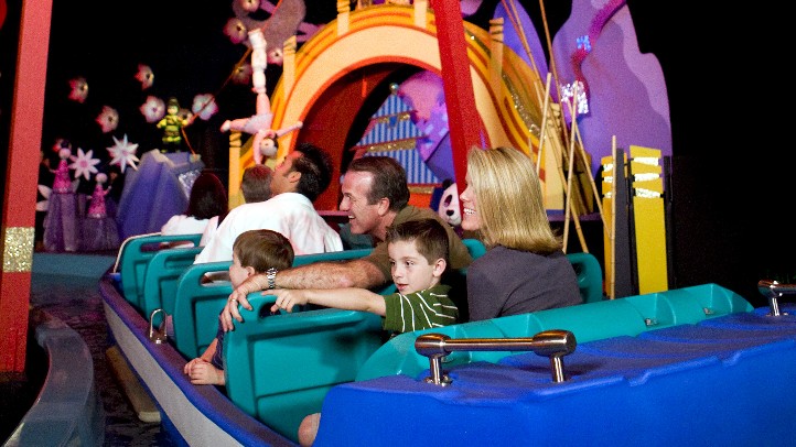SmallWorldDisneyland_PH