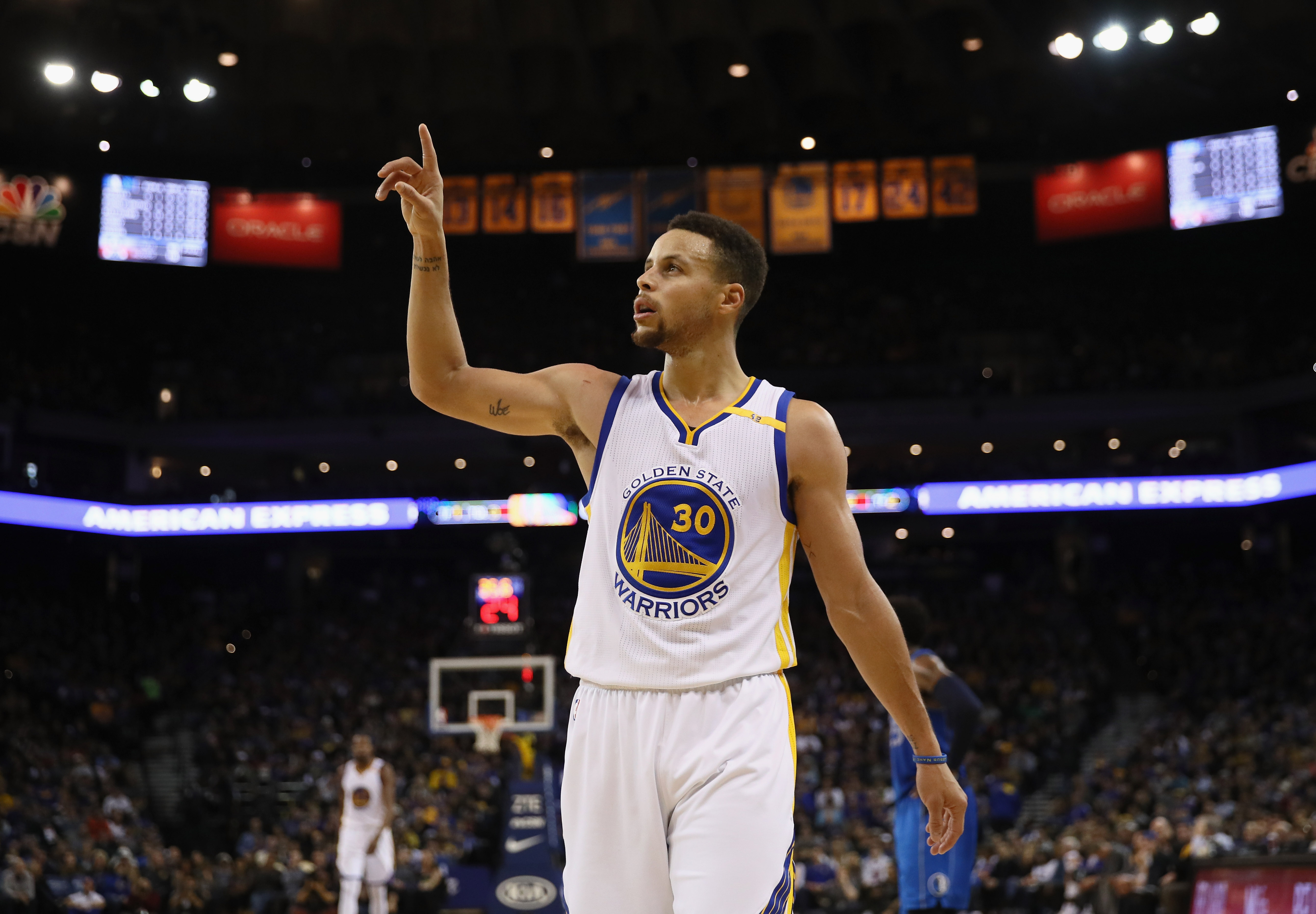 stephen curry on court jersey