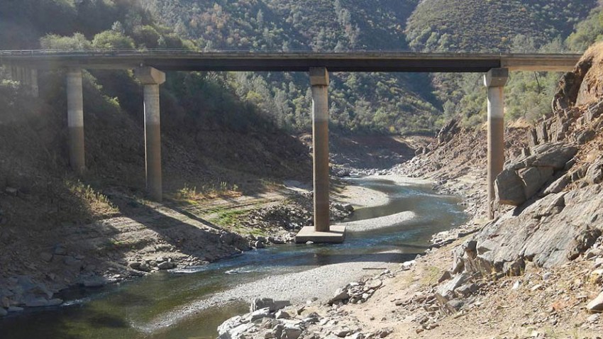 Tuolumne-River-drought-cropped