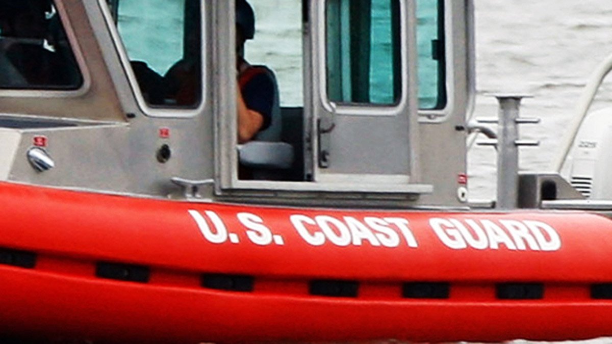 Emergency Crews Search for Missing Diver in Monterey County - Vimarsana News