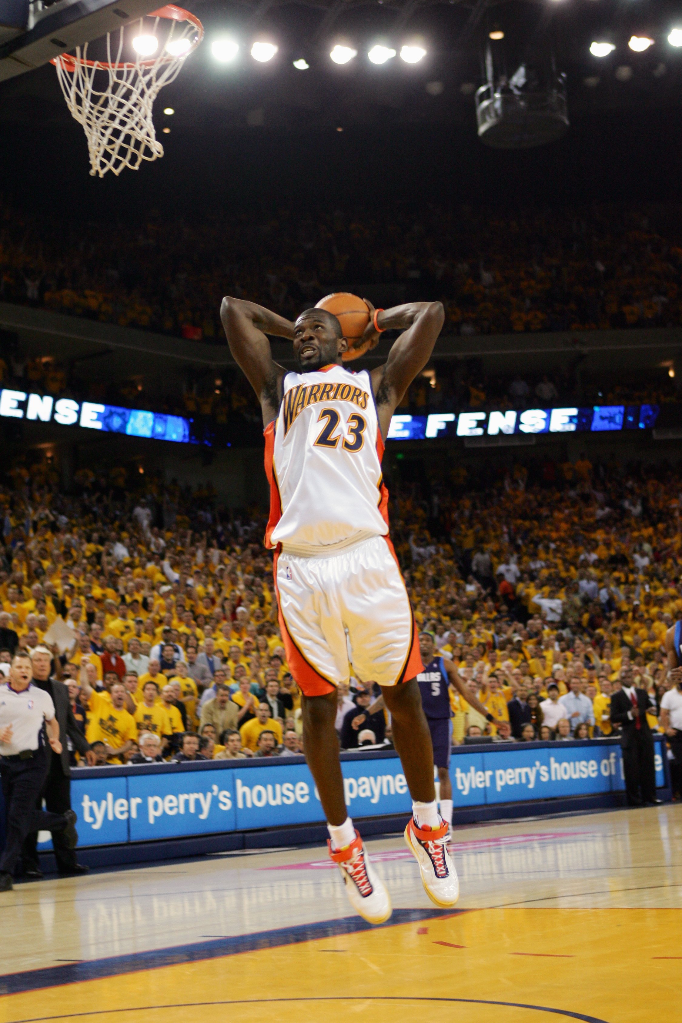 we believe warriors court