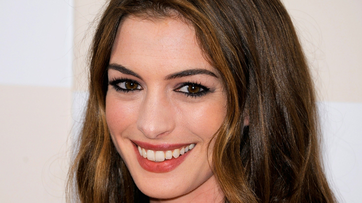 anne-hathaway-one-story