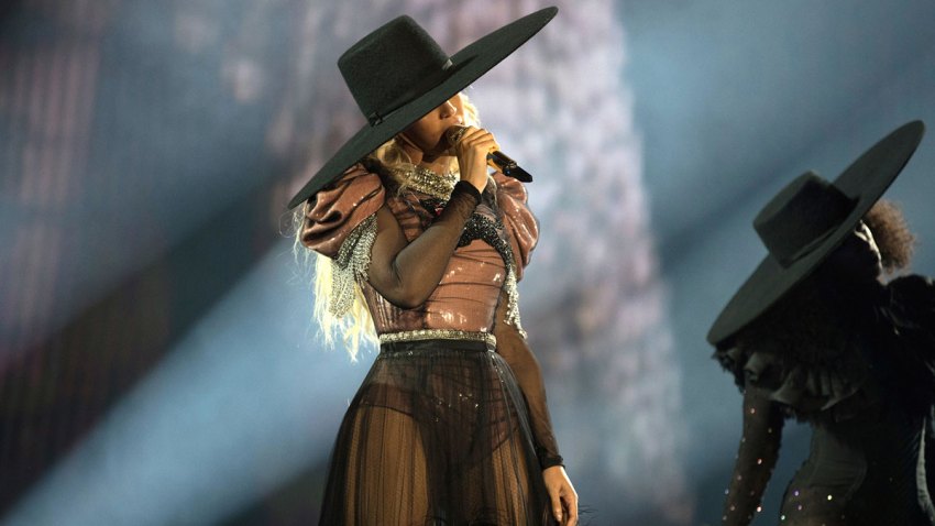 Beyonce - The Formation World Tour - Houston