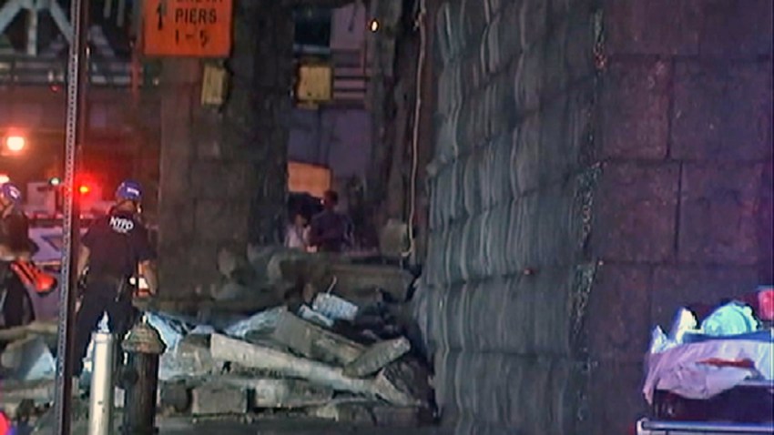 brooklyn bridge partial facade collapse