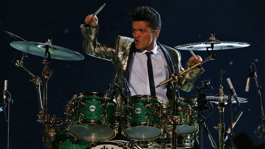 bruno-mars-superbowl-2014