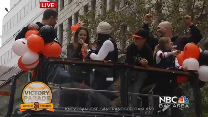 Giants Fans Turn Out in Droves for World Series Victory Parade – NBC Bay  Area