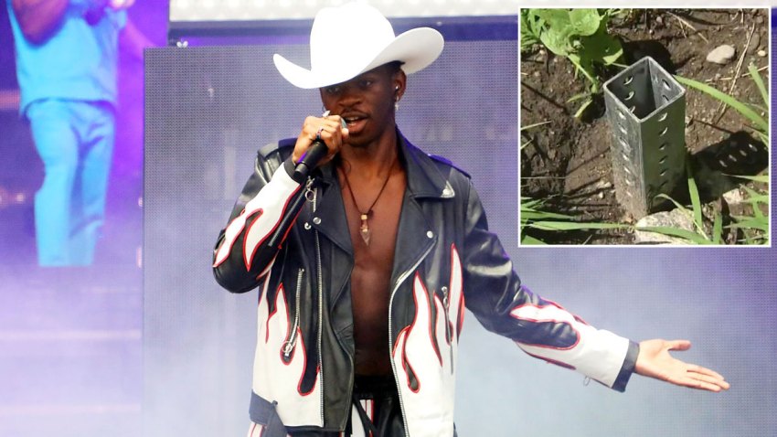 Old Town Road Street Signs Keep Disappearing In Wellesley Since Lil Nas 0059