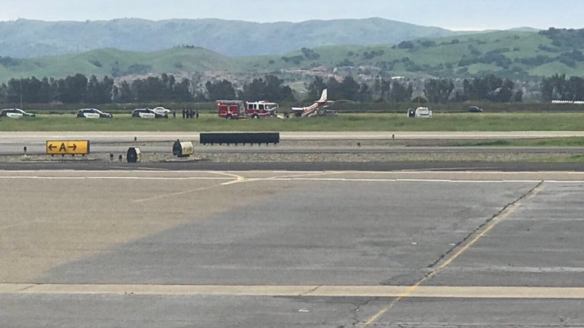 livermoreairplane