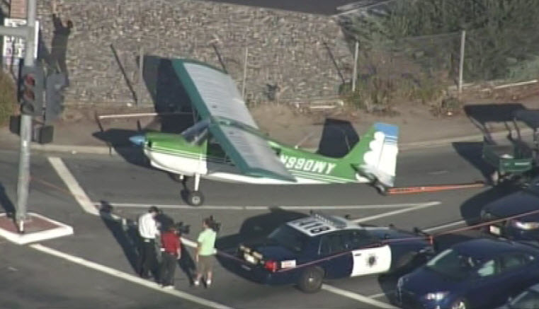 Plane Makes Emergency Landing On San Jose Expressway Nbc Bay Area