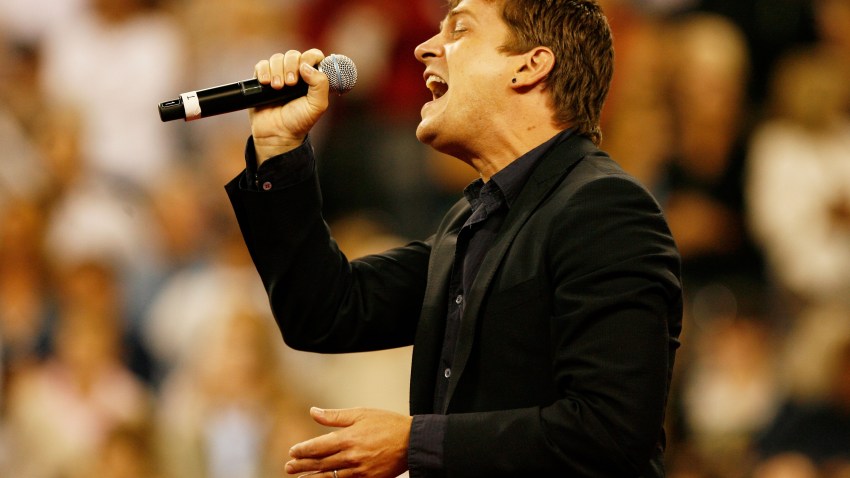 OCT 21: ROB THOMAS