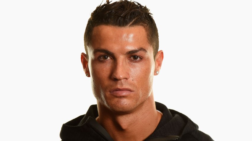 598212485ME00041_FIFA_Ballo