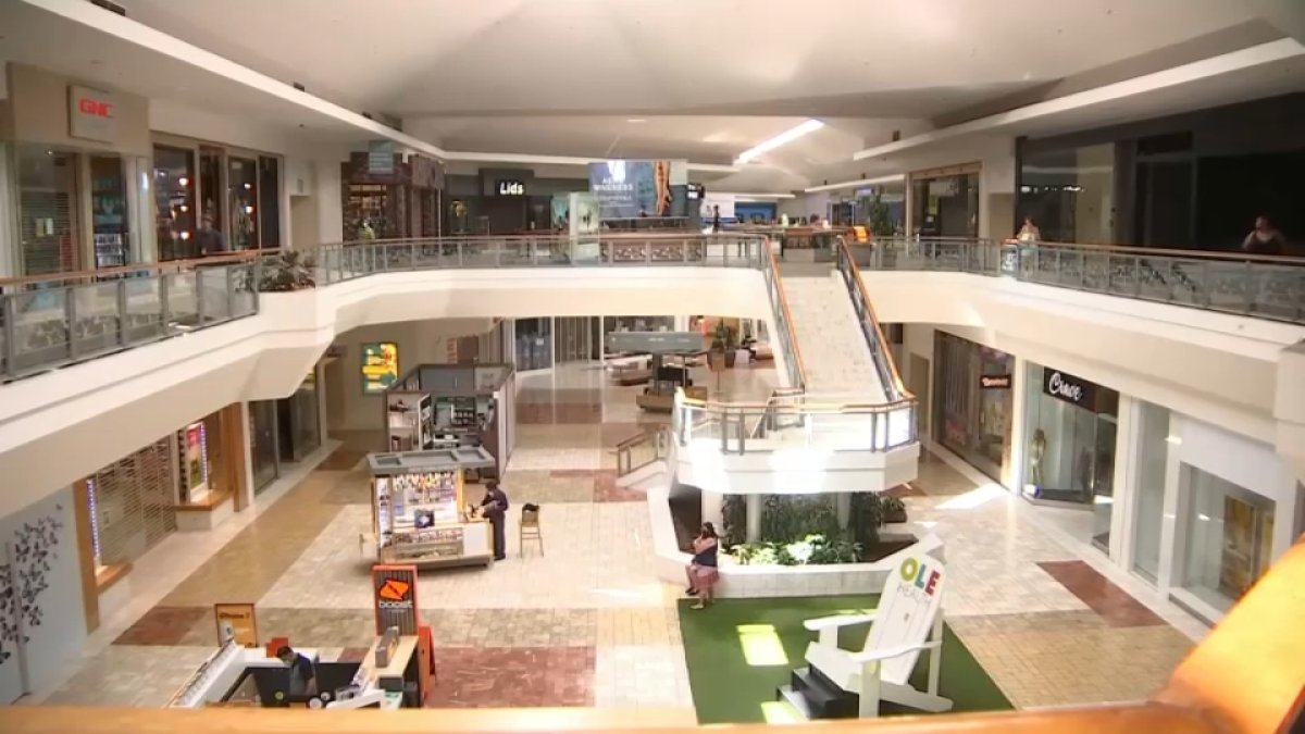 Solano County Mall Reopens to Shoppers