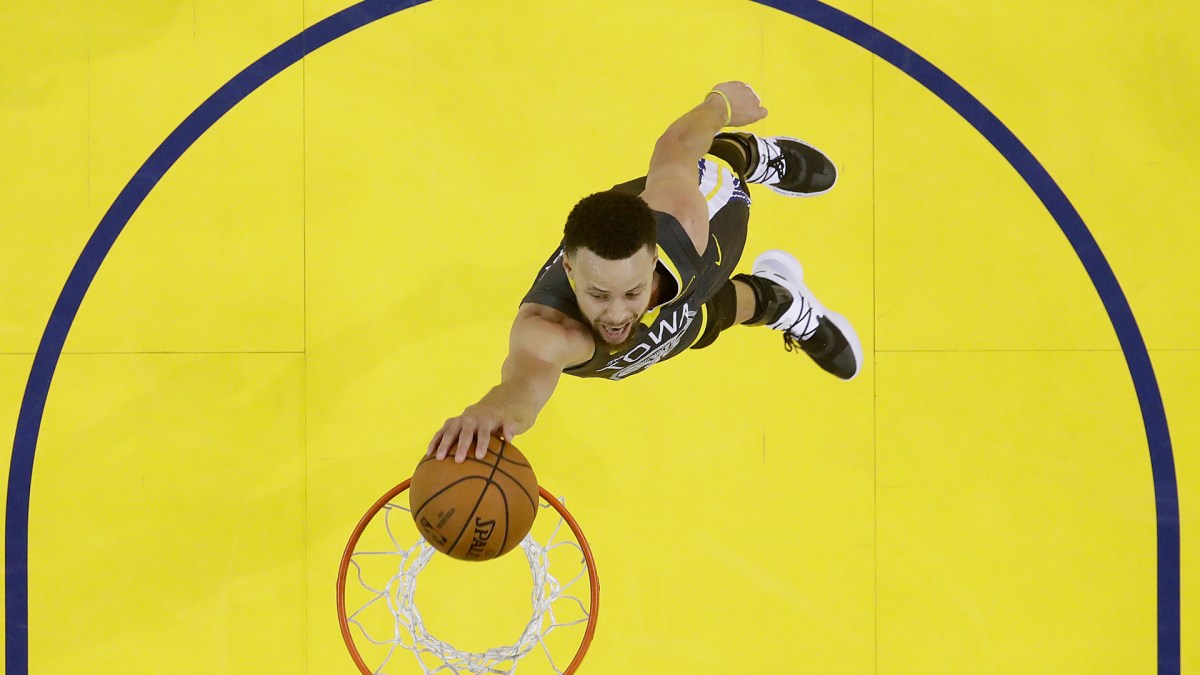 steph curry misses dunk