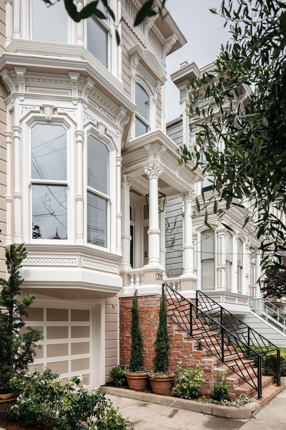 Photos Full House House Goes On Sale But No Trace Of The