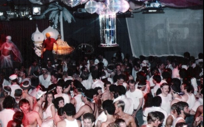 trocaderowhiteparty