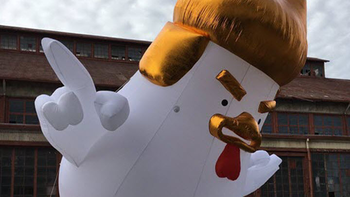 Inflatable Trump Chicken Set To Troll Alt Right Rally From A Vessel On Sf Bay Nbc Bay Area