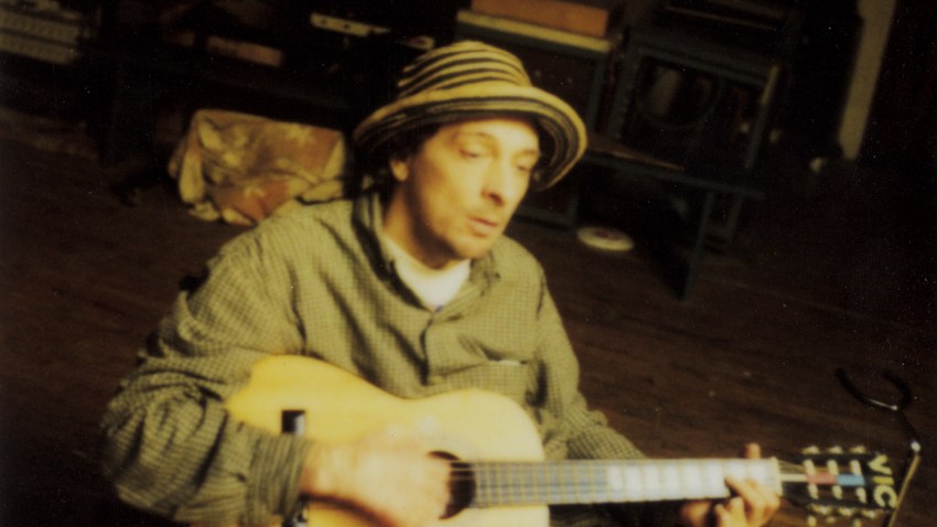 vic_guitar_JemCohen