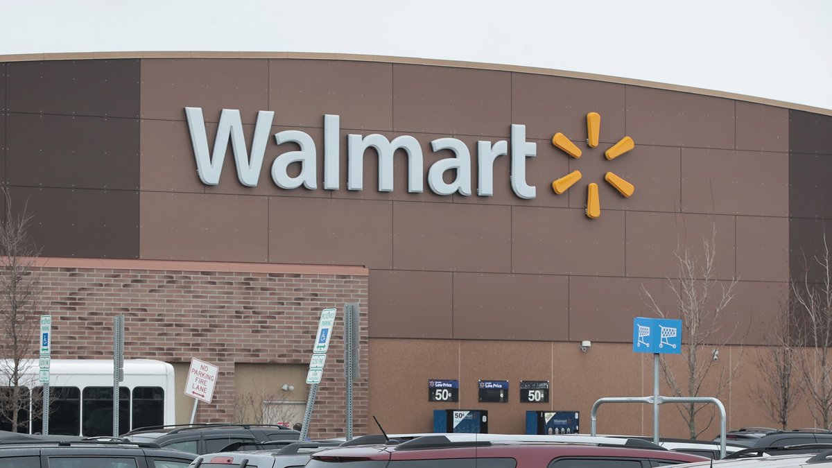 Police Shoot, Kill Man Who Injured 1 After Opening Fire at Evansville Walmart – NBC Bay Area - Vimarsana News