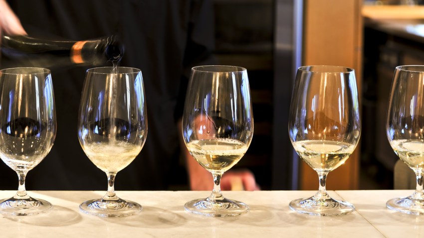 wine-flights-shutterstock_32022826