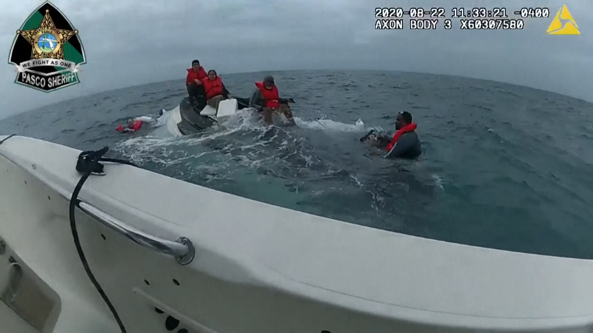Watch Boaters Rescued After Boat Capsizes in Gulf of Mexico NBC Bay Area