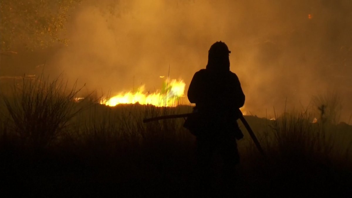 Western Fires Outpace California Effort to Fill Inmate Crews - Vimarsana News