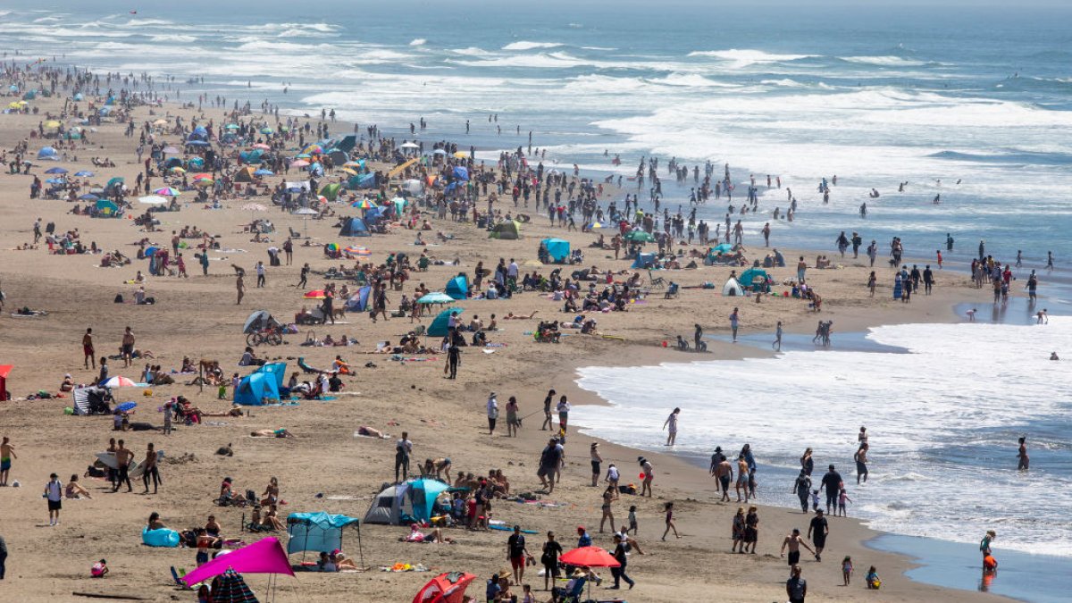 Ocean Beach Parking Lots Closed After 1,000 Celebrants Gather Saturday