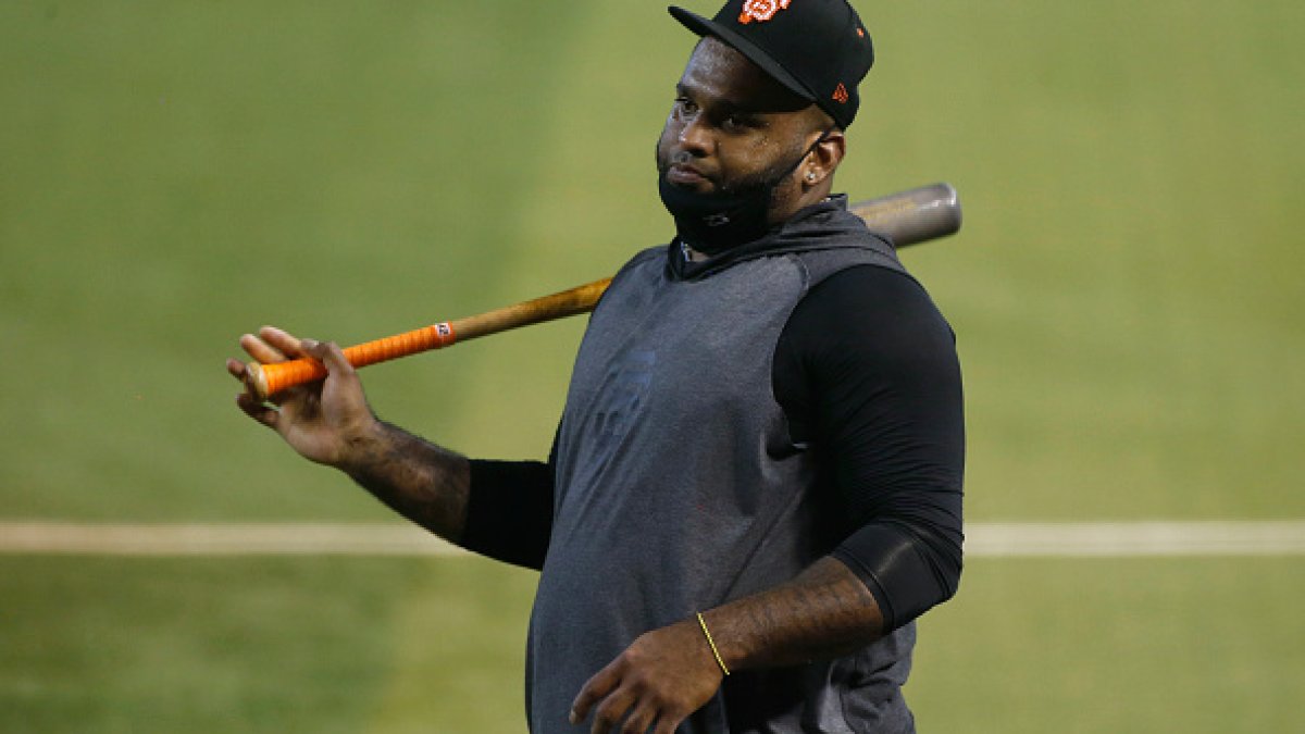 Giants release Pablo Sandoval