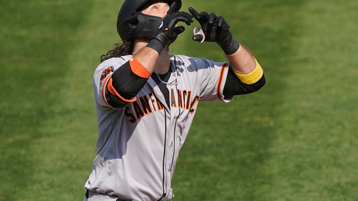 Giants' Mike Yastrzemski tests positive for COVID-19